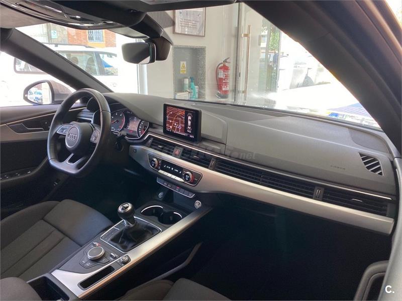 AUDI A4 2.0 TDI clean d 150CV S line edition 4p.