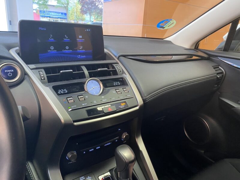 LEXUS NX300H BUSINESS 2WD