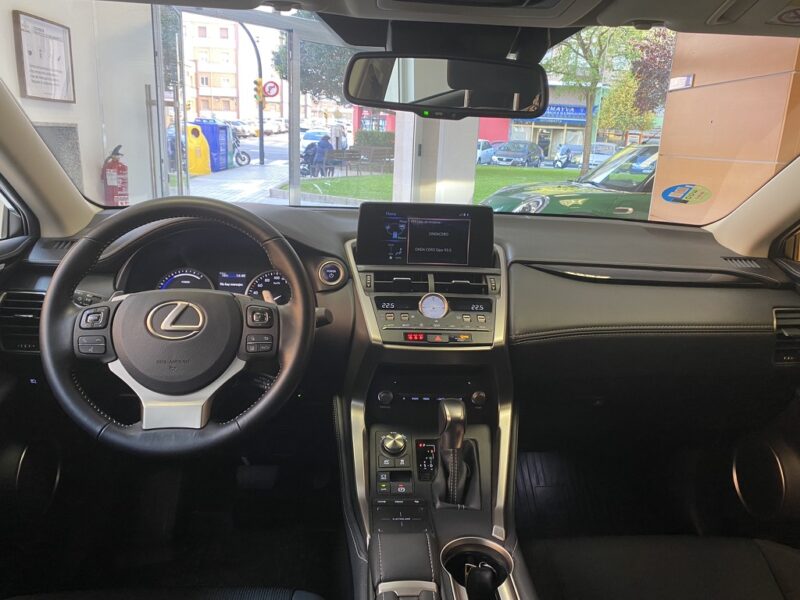LEXUS NX300H BUSINESS 2WD