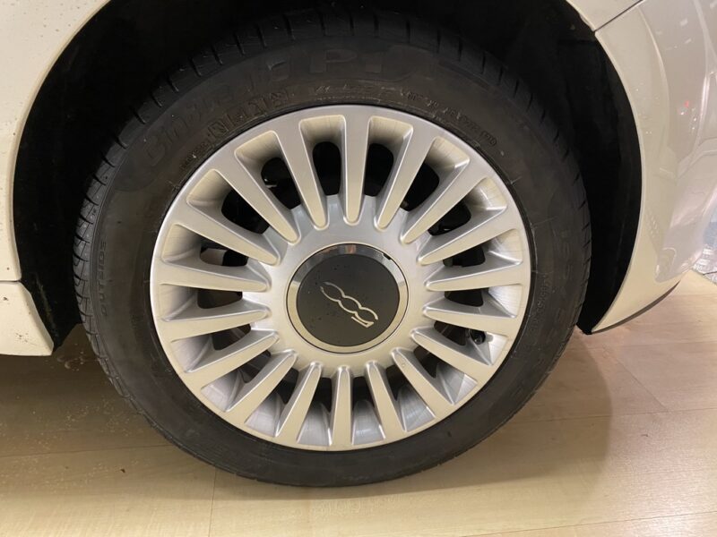 FIAT 500 1.2 8V LOUNGE