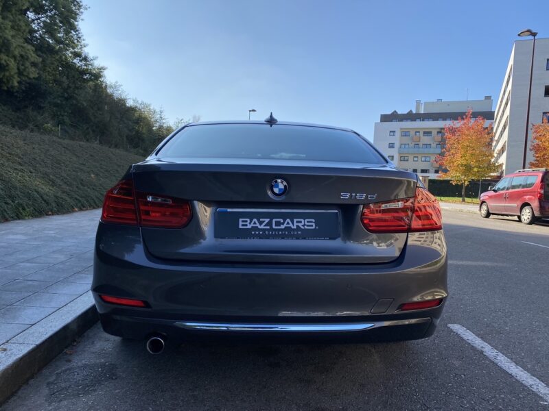 BMW 318 LUXURY