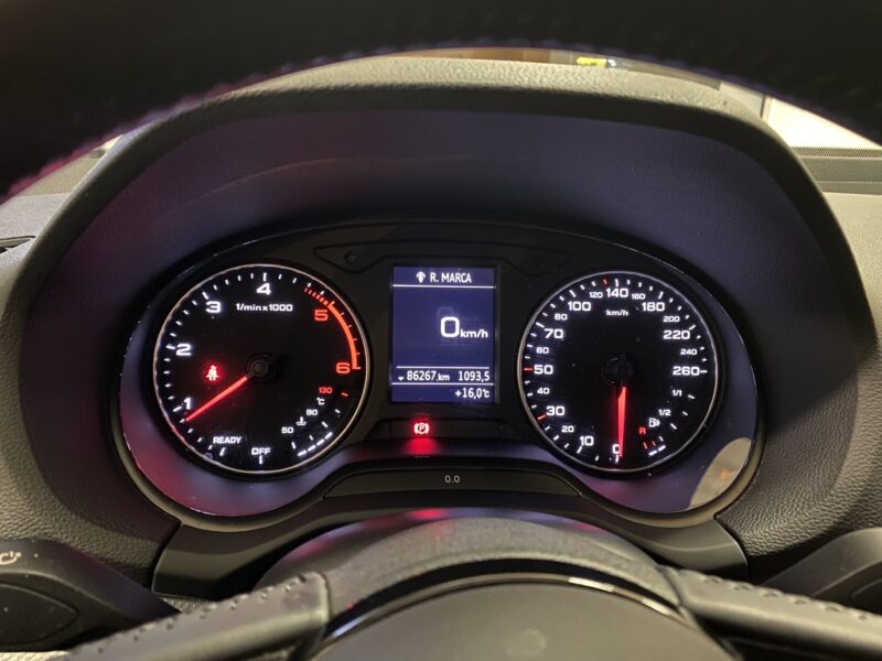 AUDI Q2 DESING EDITION 1.6 TDI