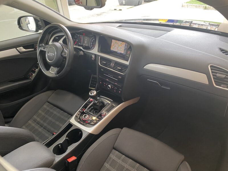 AUDI A4 Avant 2.0 TDI SLINE