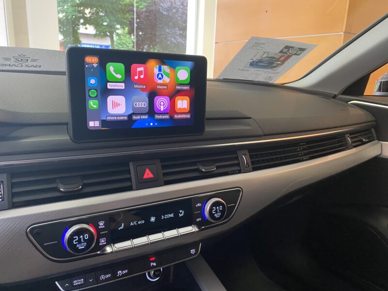 AUDI A4 Avant BLACK LINE 2.0 S TRONIC