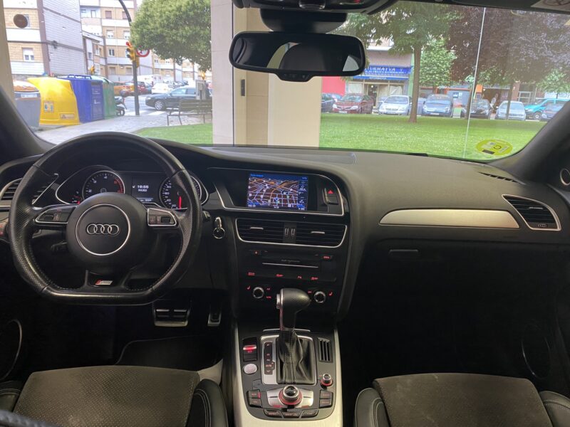 AUDI A4 Avant 2.0 TDI SLINE EDITION MULTI.