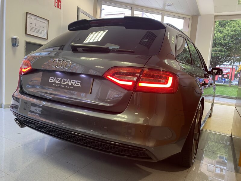 AUDI A4 Avant 2.0 TDI SLINE EDITION MULTI.