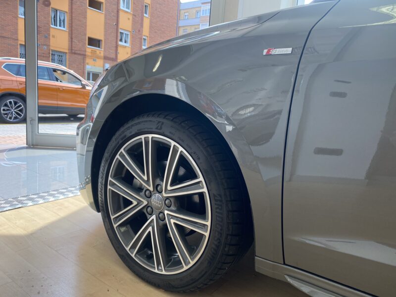 AUDI A1 SPORTBACK 1.0 TFSI SLINE SS