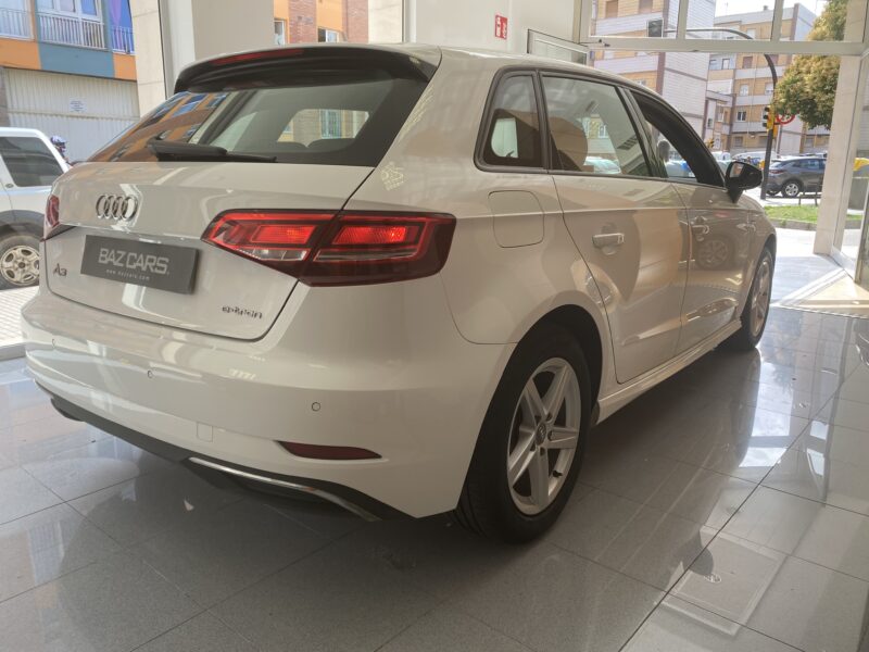 AUDI A3 1.4 SPORTBACK E-TRON S TRONIC