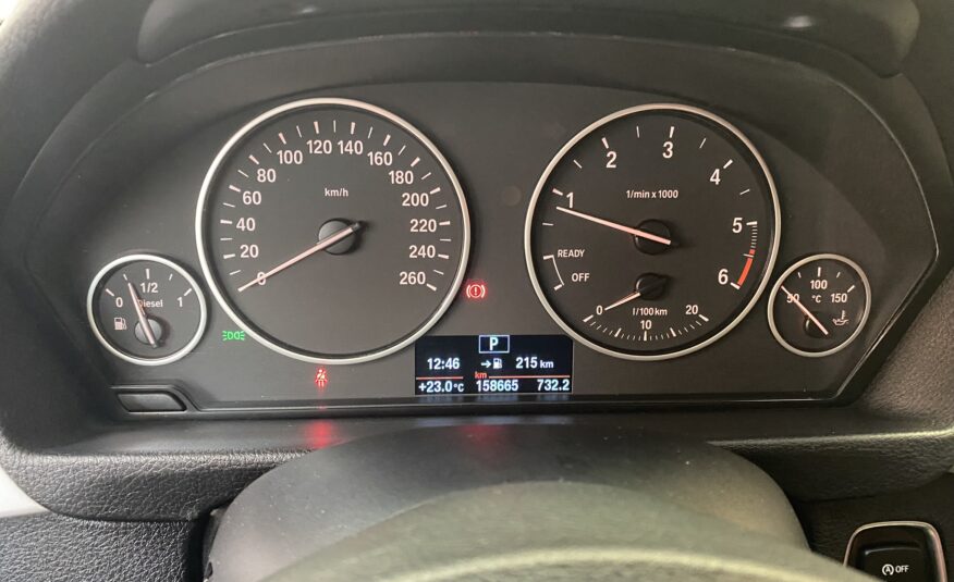 BMW Serie 3 318dA 4P SPORT xDrive 2.0