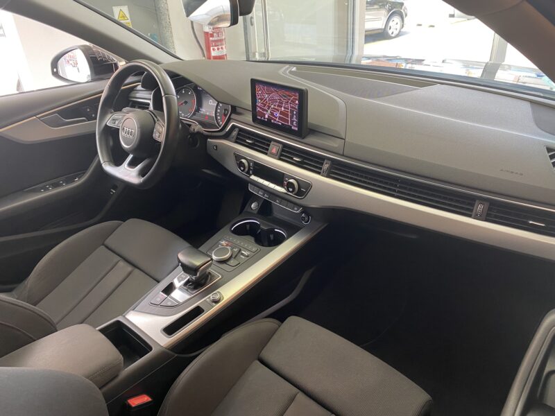 AUDI A4 Avant 2.0 TDI 150CV SLINE STRONIC