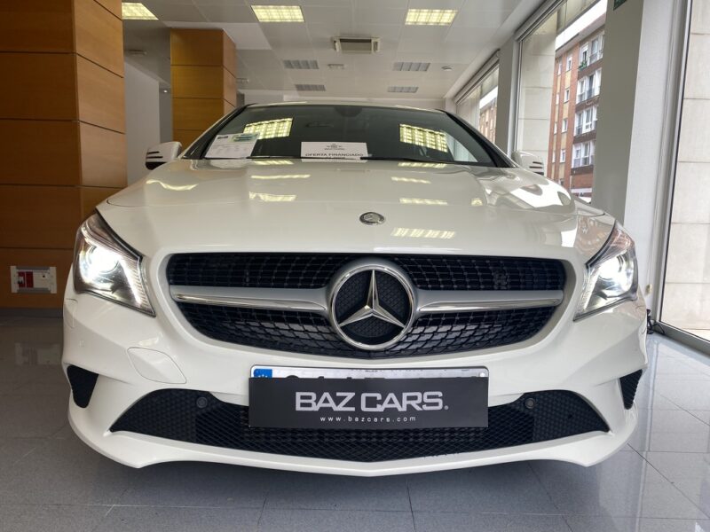 MERCEDES-BENZ CLA SHOOTING BRAKE 200 CDI AMG LINE