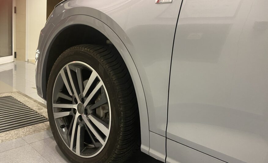 AUDI Q5 2.O TDI QUATTRO SLINE STRONIC