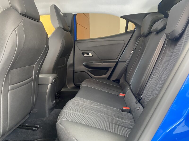 OPEL MOKKA 1.2T BUSINESS ELEGANC