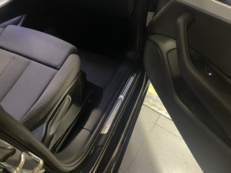 AUDI A4 SEDAN 2.0 TDI Quattro Stronic Sline