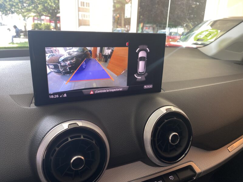 AUDI Q2 30 TDI BLACK LINE STONIC