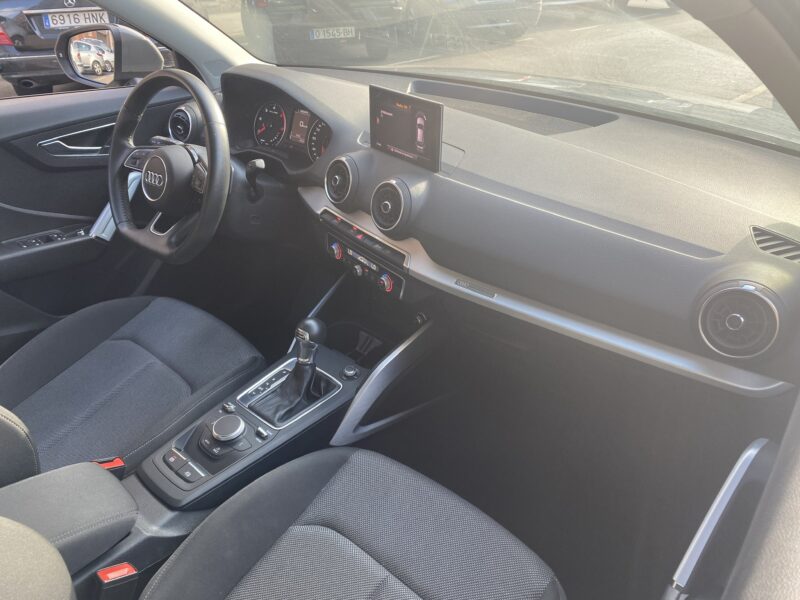 AUDI Q2 30TDI SPORT