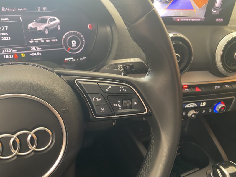 AUDI Q2 30 TDI BLACK LINE STONIC