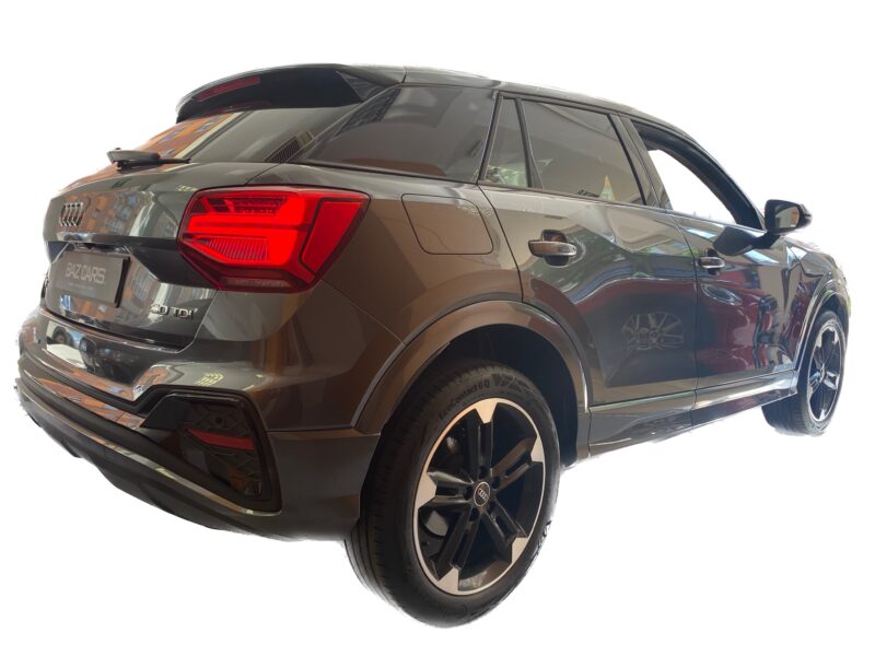 AUDI Q2 30 TDI BLACK LINE STONIC