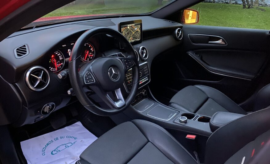 MERCEDES-BENZ Clase A 200d AMG STYLE