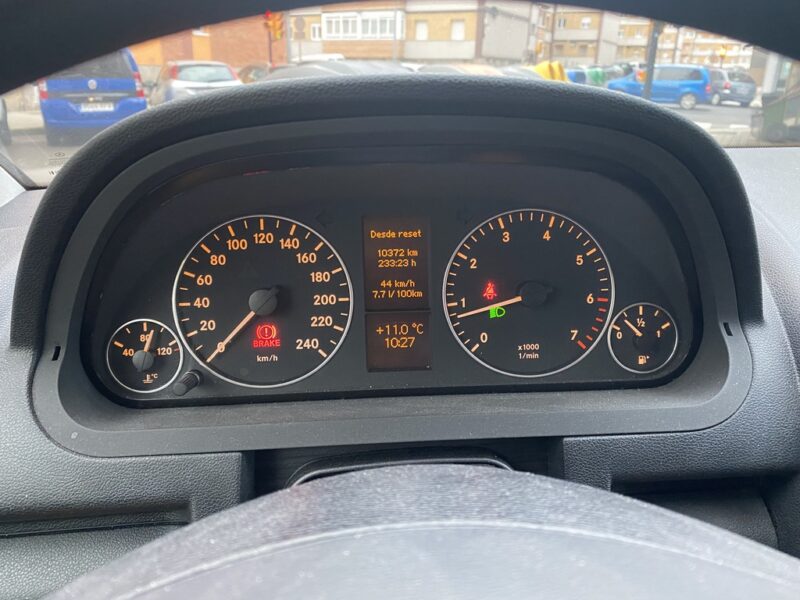 MERCEDES Clase A 160