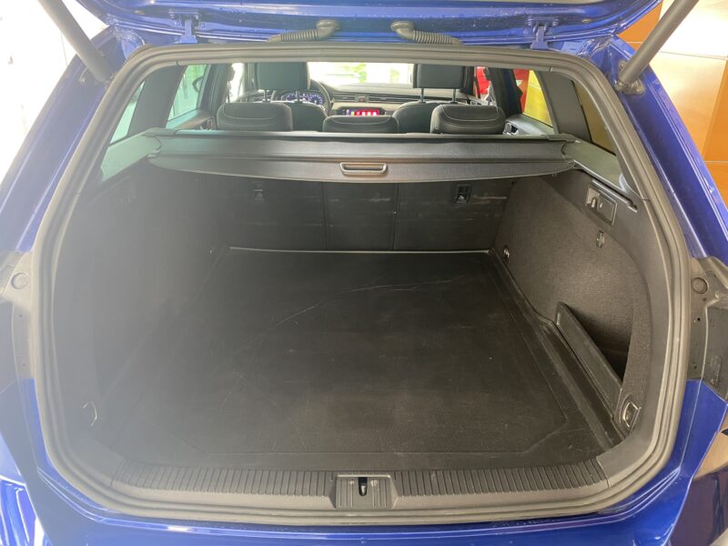 VOLKSWAGEN PASSAT VARIANT RLINE 2.0 TDI DSG