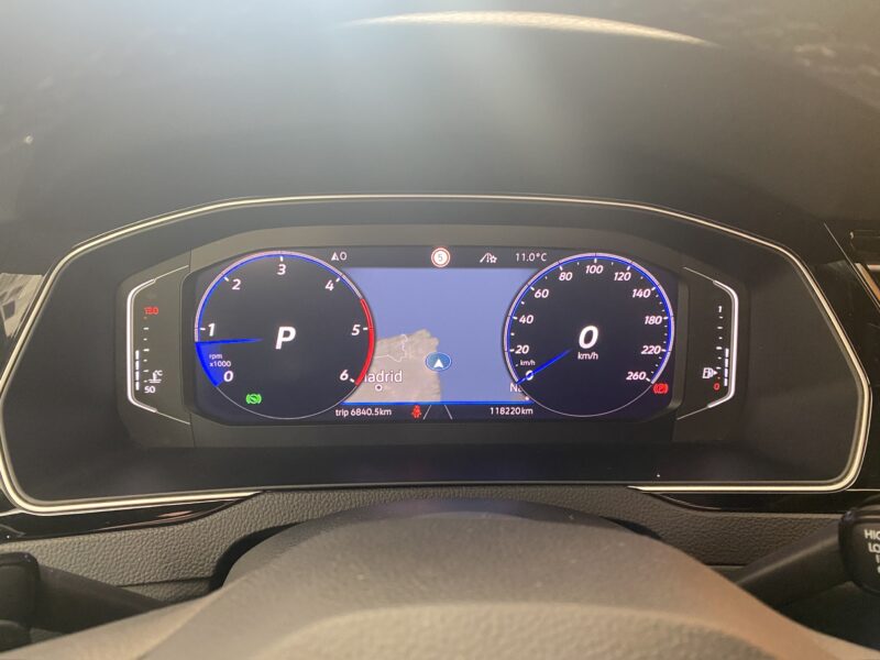 VOLKSWAGEN PASSAT VARIANT RLINE 2.0 TDI DSG