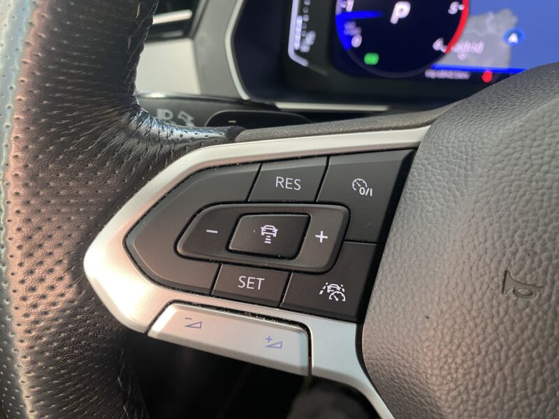 VOLKSWAGEN PASSAT VARIANT RLINE 2.0 TDI DSG