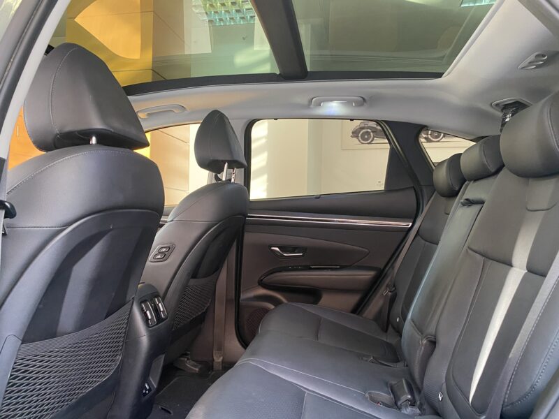 HYUNDAI TUCSON STYLE PLUG-IN HYBRID 4WD