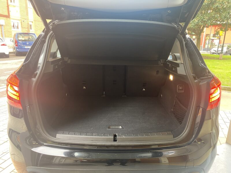 BMW 218d ACTIVE TOURER BUSSINES