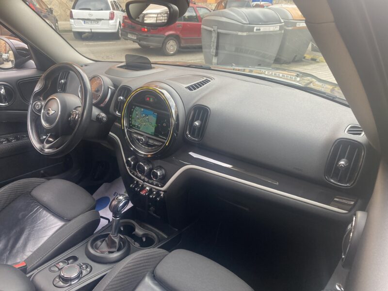 MINI COUNTRYMAN COOPER S ALL4 5p.