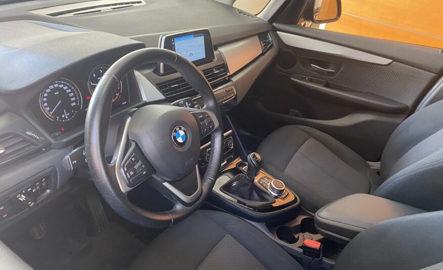 BMW 218D ACTIVE TOURER BUSINESS