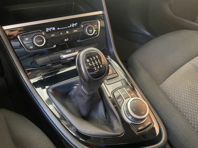 BMW 218D ACTIVE TOURER BUSINESS