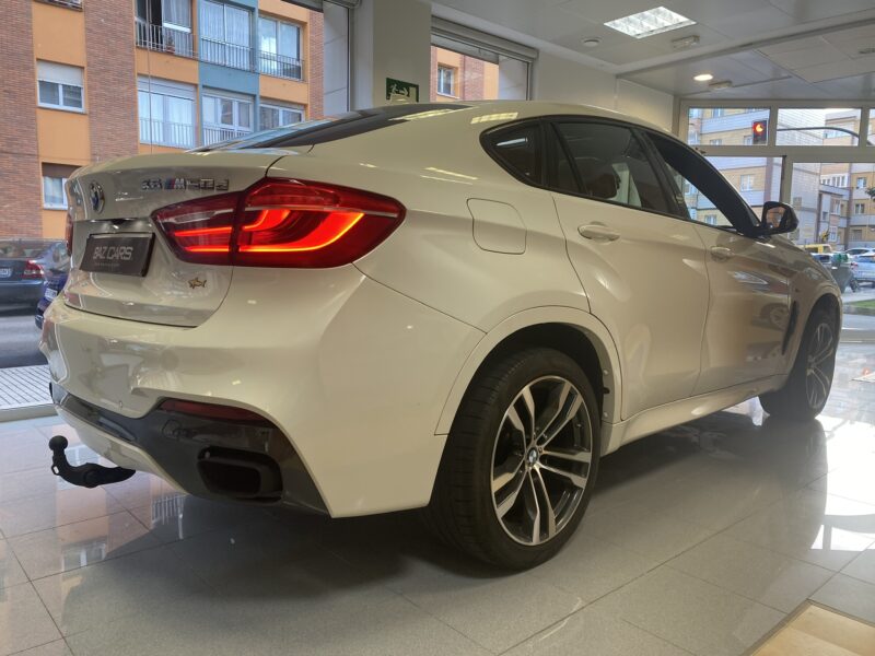 BMW X6 M50D