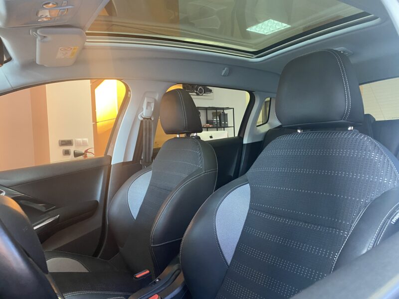 PEUGEOT 2008 1.6 HDI ALLURE