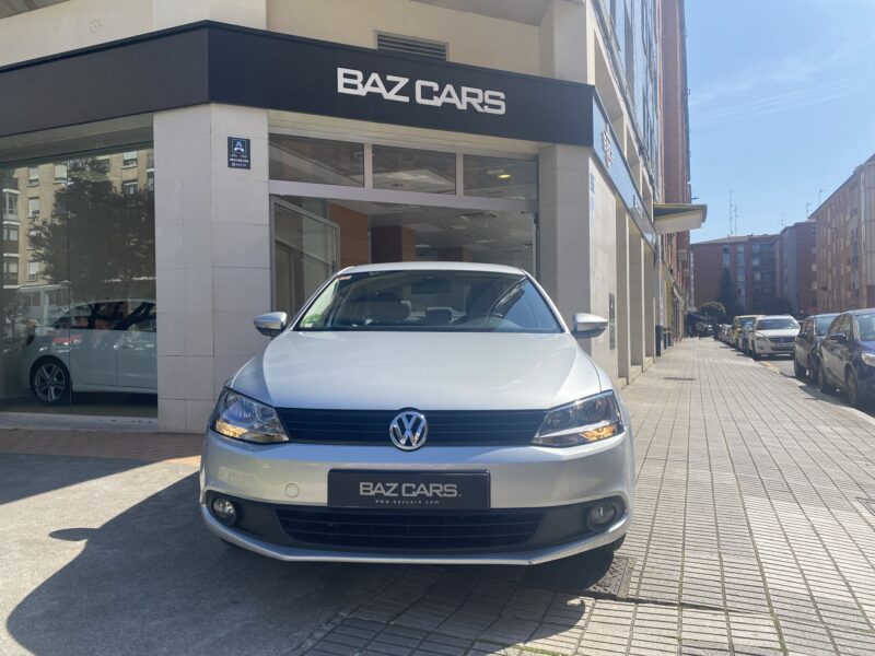 VOLKSWAGEN JETTA 1.2 TSI ADVANCE BLUEMOTION