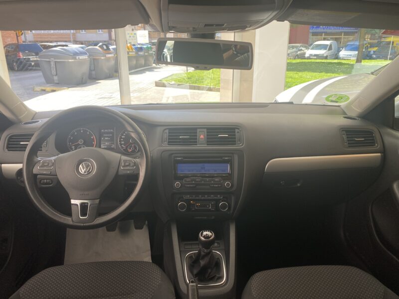 VOLKSWAGEN JETTA 1.2 TSI ADVANCE BLUEMOTION