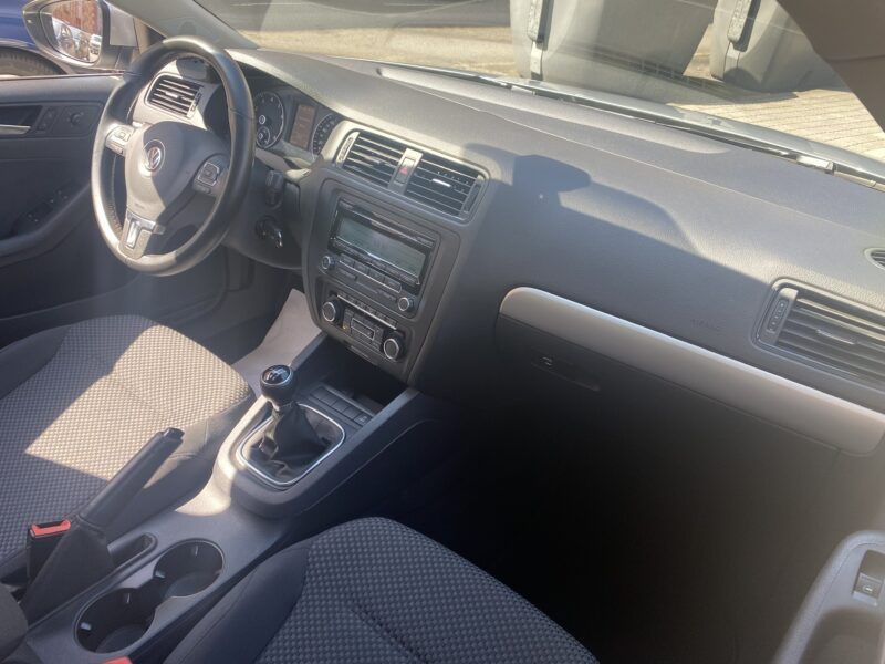 VOLKSWAGEN JETTA 1.2 TSI ADVANCE BLUEMOTION