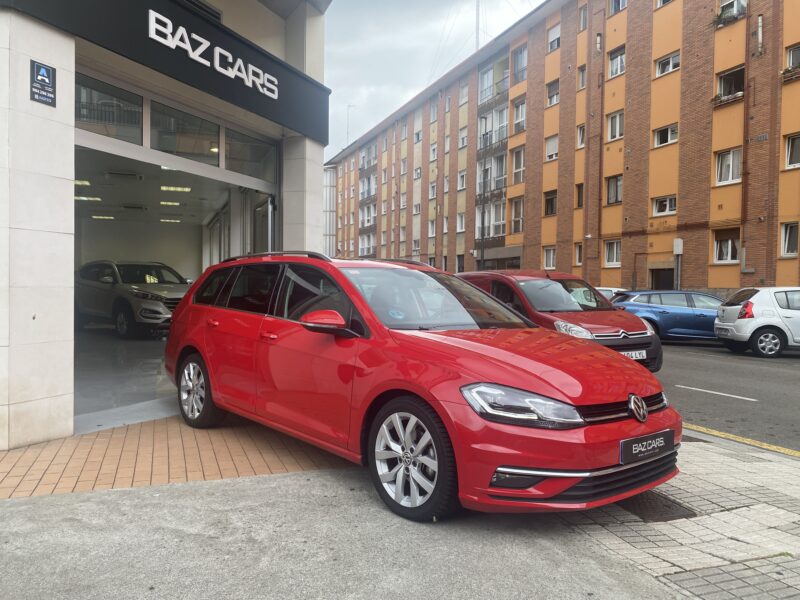 VOLKSWAGEN Golf VARIANT SPORT