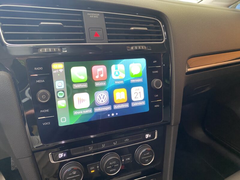 VOLKSWAGEN Golf VARIANT SPORT