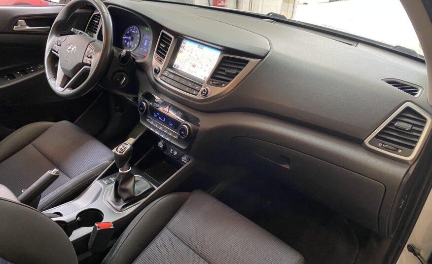 HYUNDAI TUCSON BLUE DRIVE 25 ANIVERSARIO 4X2