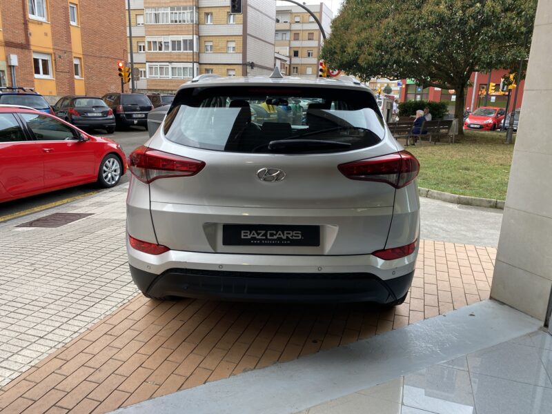 HYUNDAI TUCSON BLUE DRIVE 25 ANIVERSARIO 4X2