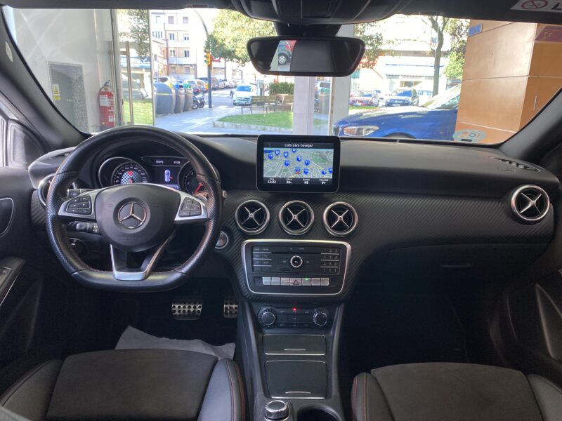 MERCEDES Clase A 200D AMG LINE