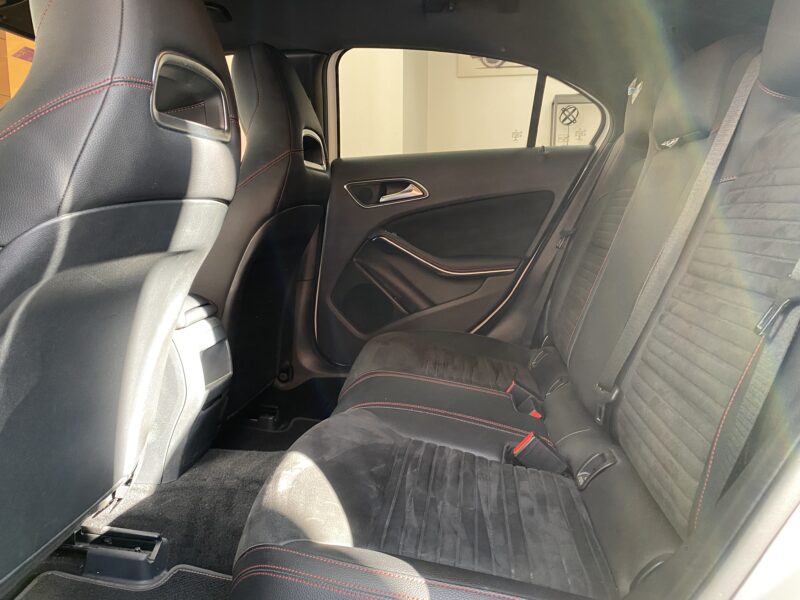 MERCEDES Clase A 200D AMG LINE