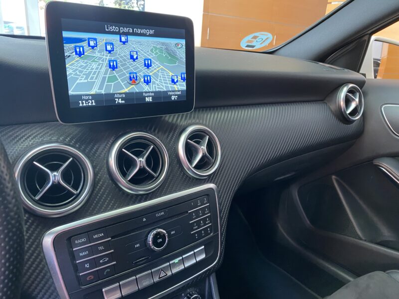 MERCEDES Clase A 200D AMG LINE