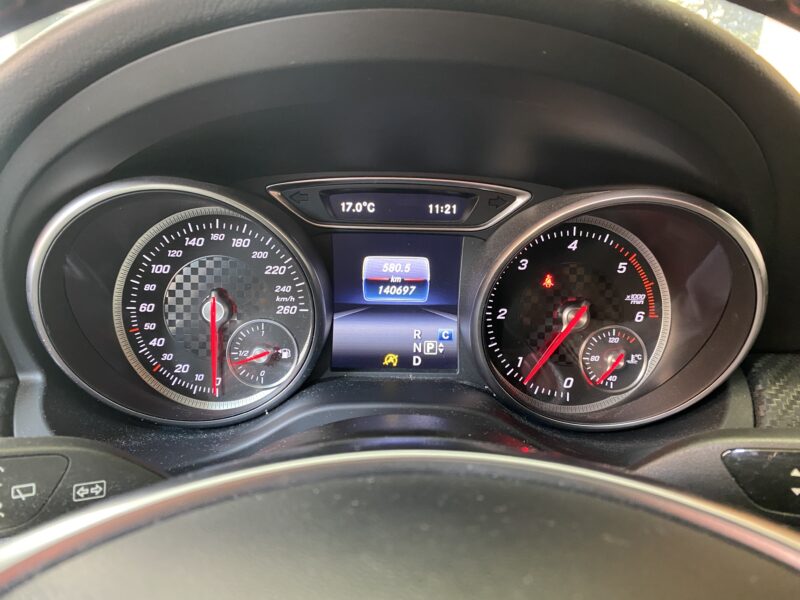 MERCEDES Clase A 200D AMG LINE