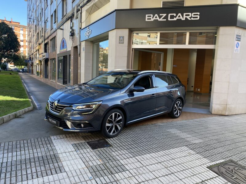 RENAULT Megane ST BOSE TCE