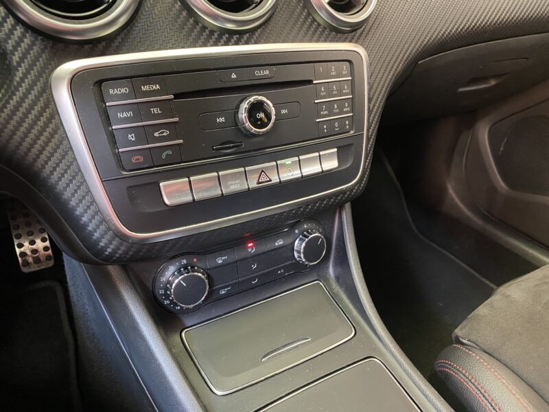 MERCEDES Clase A 200D AMG LINE