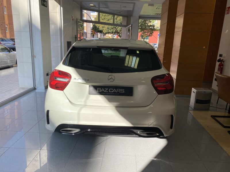 MERCEDES Clase A 200D AMG LINE