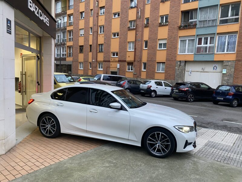 BMW Serie 3 320 dA 4p sport