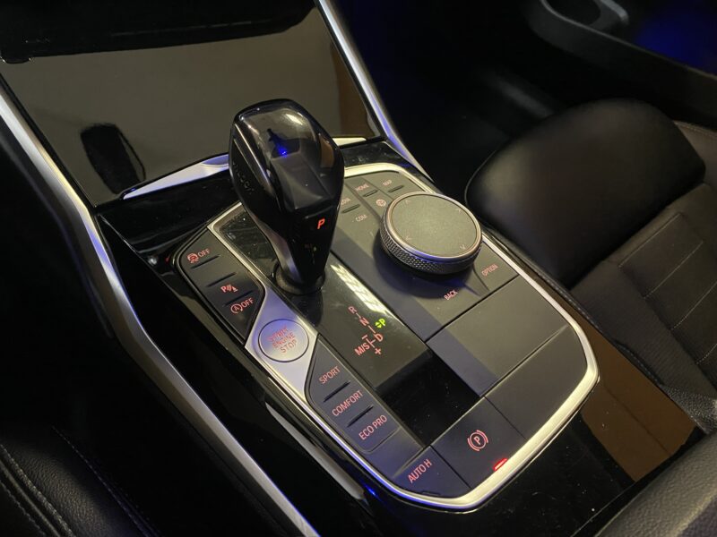 BMW Serie 3 320 dA 4p sport